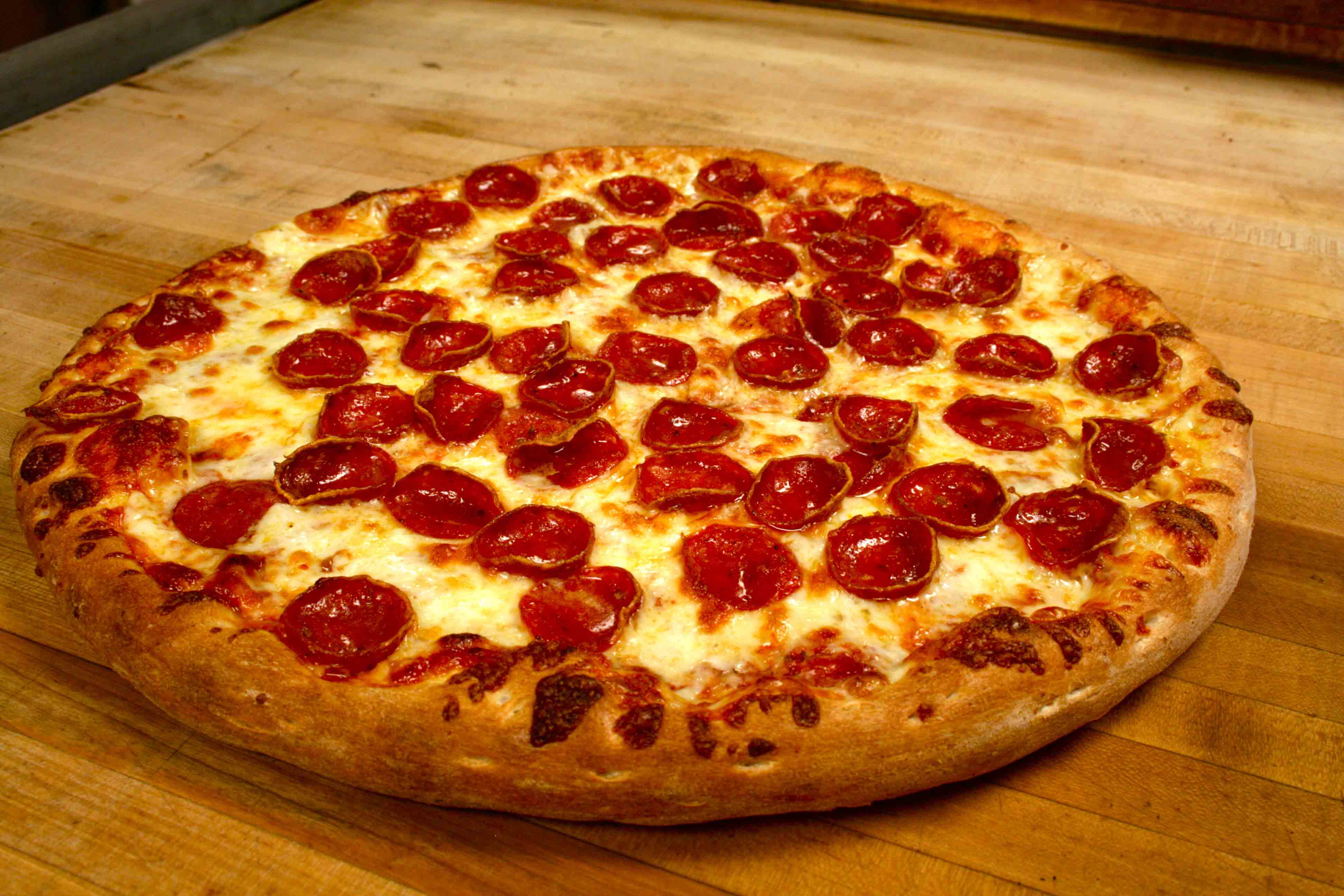 PIZZA PEPPERONI